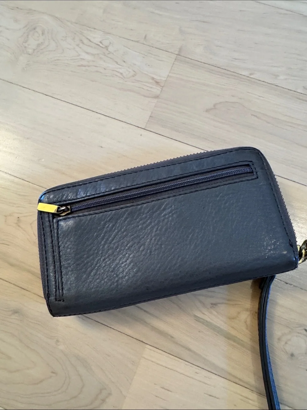 Fossil Quinn leather zip-around wallet wristlet-Gray-Classic